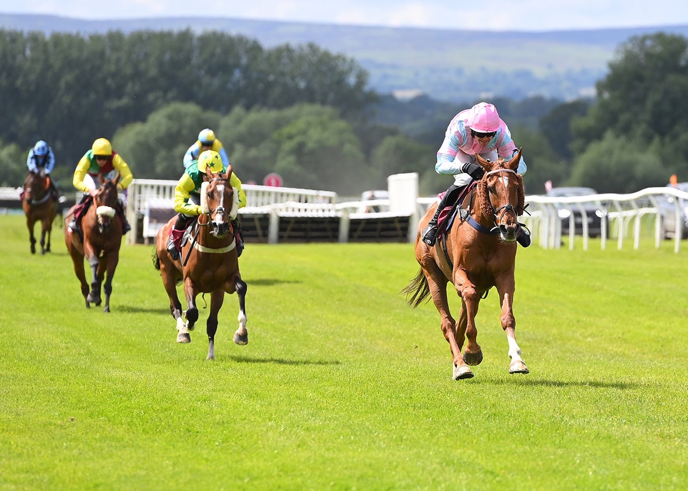 Almazhar Garde winning at Bangor.